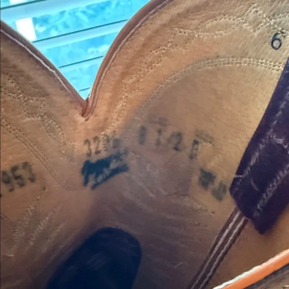 Men's Tony Lama Western Leather Boots - Brown and Tan 8.5 - Picture 5 of 7